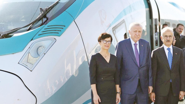 son hızlı tren hattında seferler başladı... Çerkezköy-Edirne arası 54 dakika