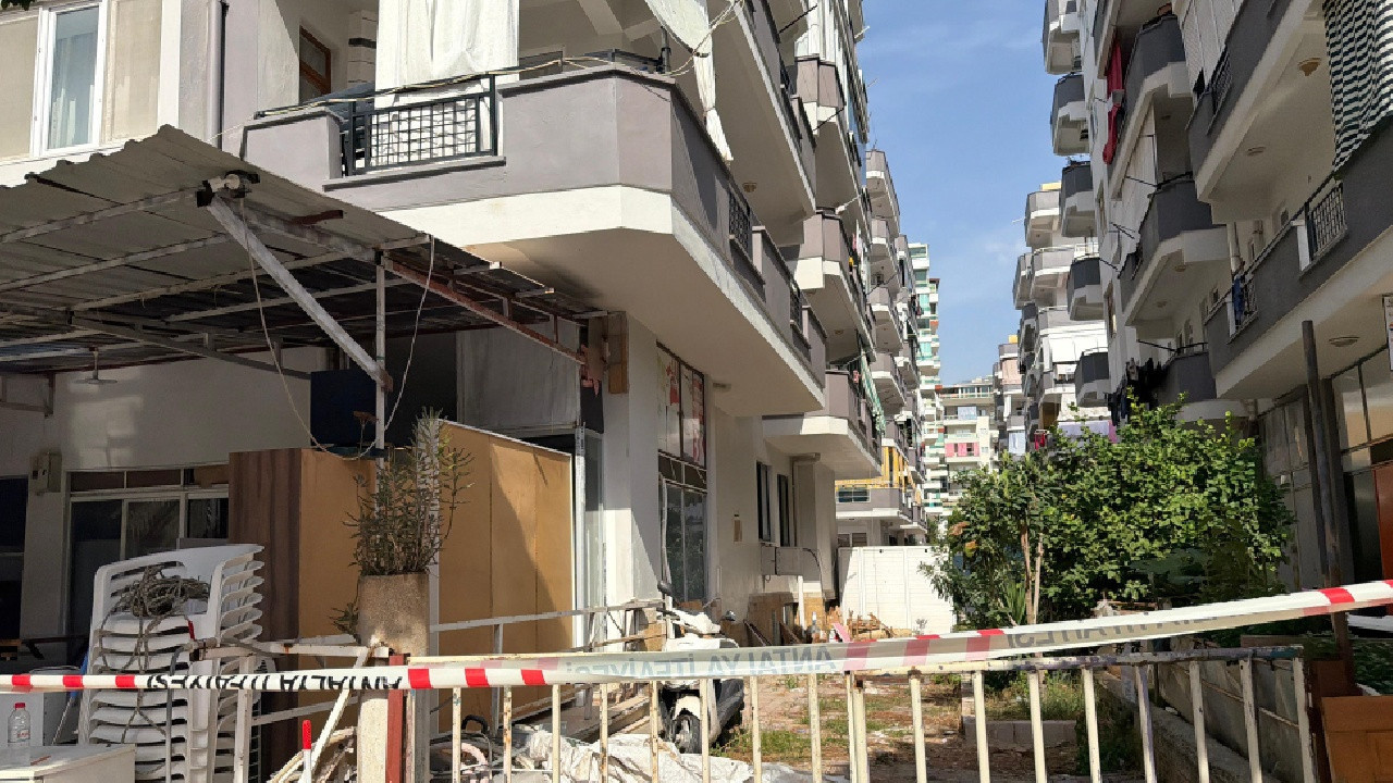 Antalya'da dehşet anları: Kardeşini balkondan attı ardından intihar etti