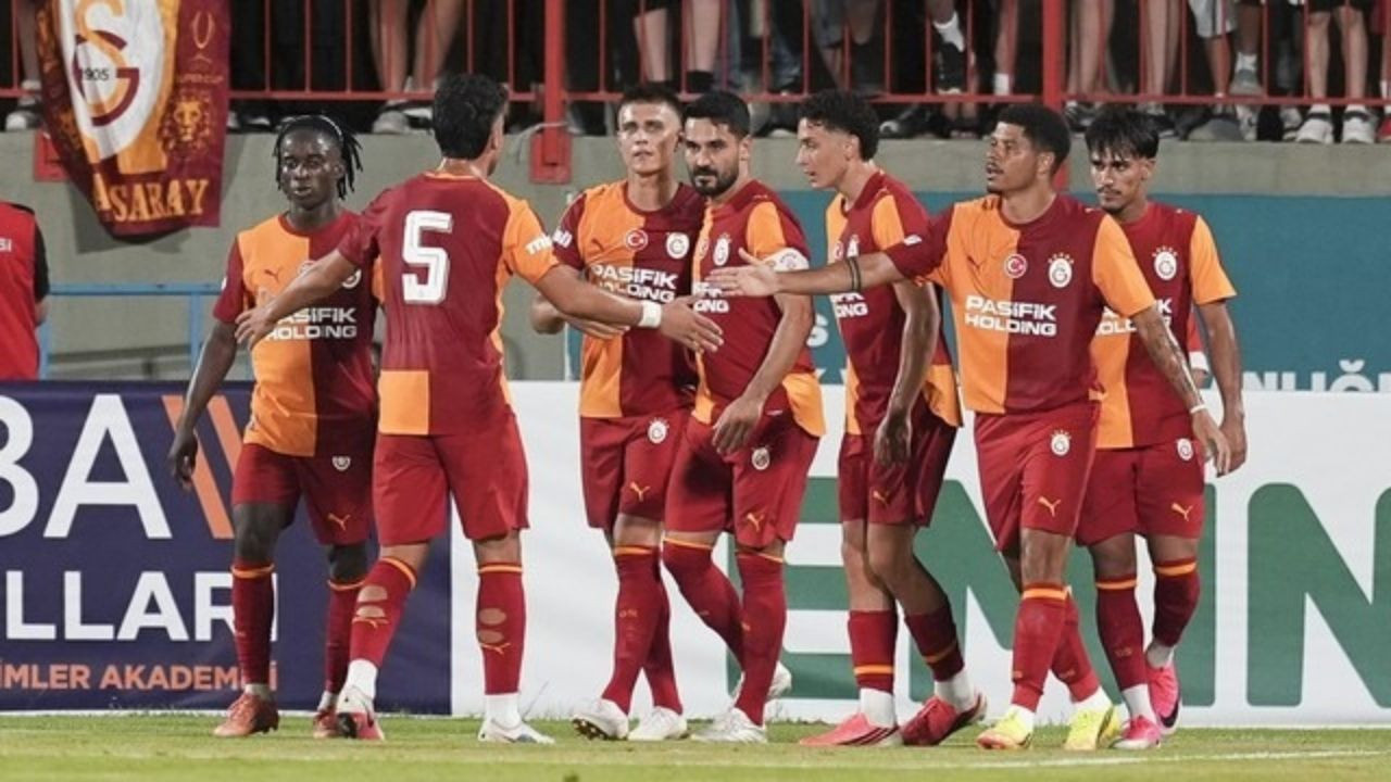 Galatasaray'dan ilk ayrılacak 2 futbolcu belli gerçekleşti: Tarihini vererek diyerek duyurdu
