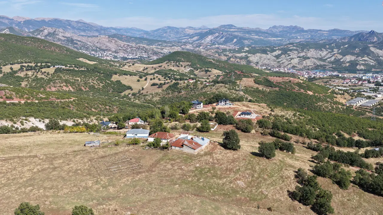 Tunceli'de 'yol' çilesi... Yurttaşlar isyan etti: 'Taksi gelmiyor, ulaşımda zorluk yaşıyoruz!'