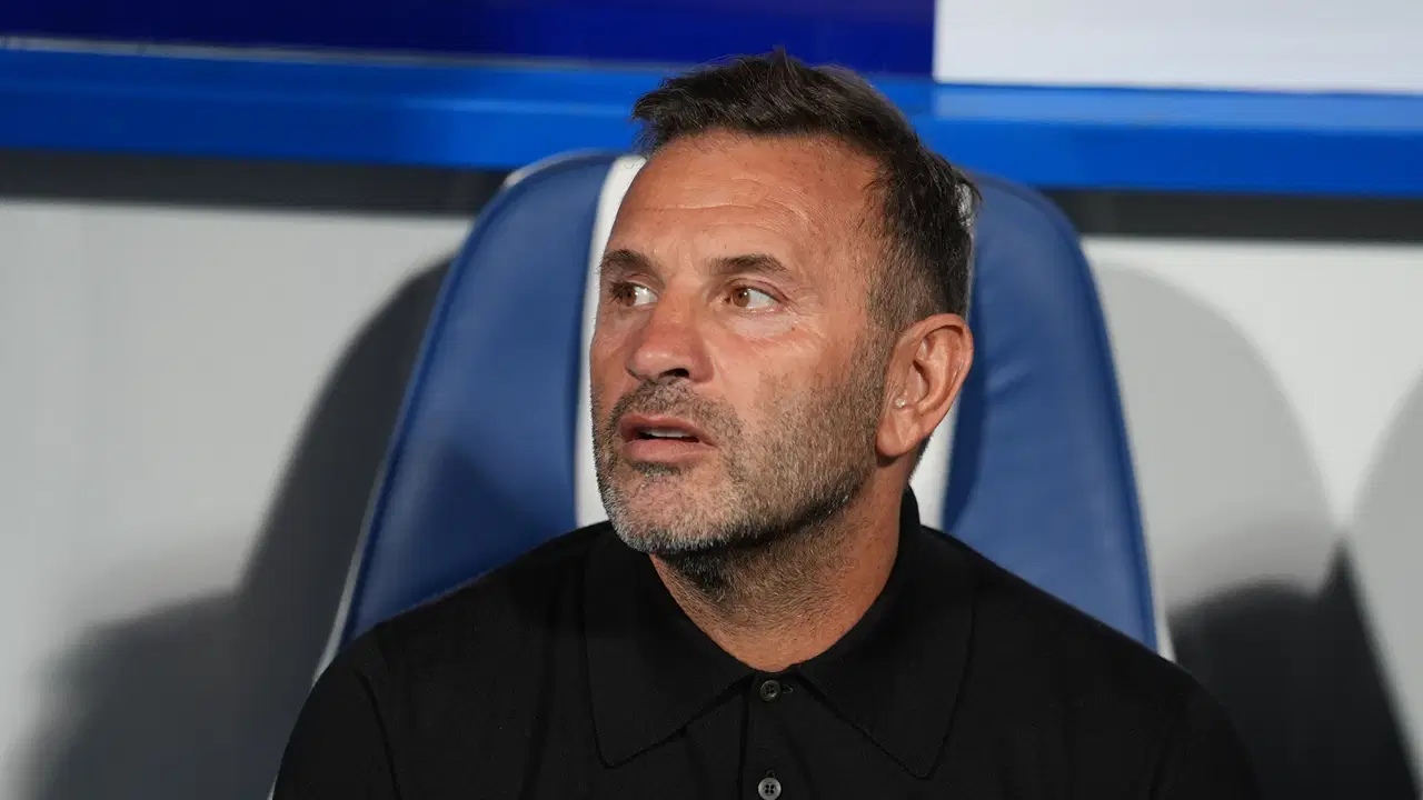Okan Buruk duyurdu: Galatasaray'da 2 futbolcu Barcelona maçında yok