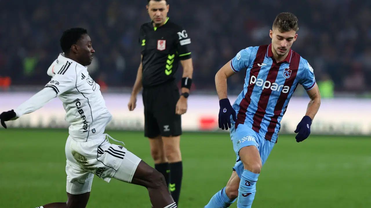 Trabzonspor - Beşiktaş maçının biletleri satışa çıktı!