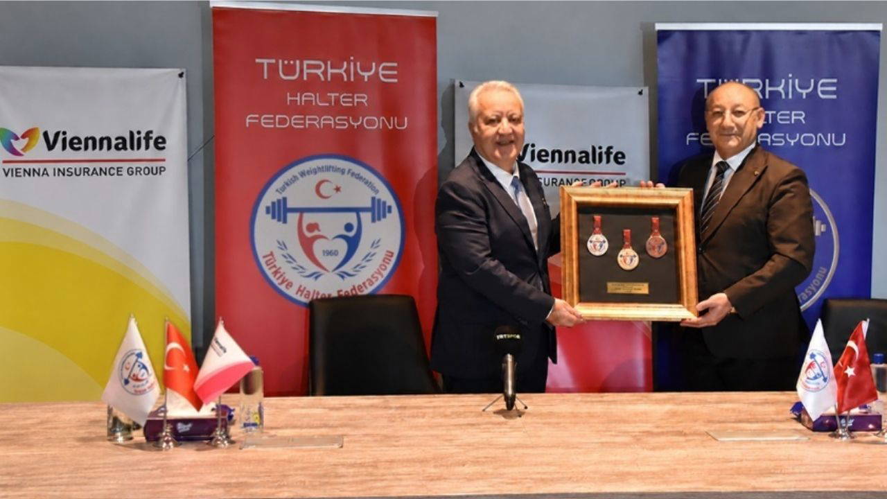 Viennalife’tan Türk halterine üç yıllık destek