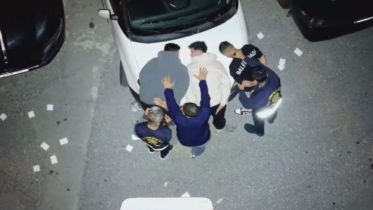 Polis ekipleri üç mahallede harekete geçti
