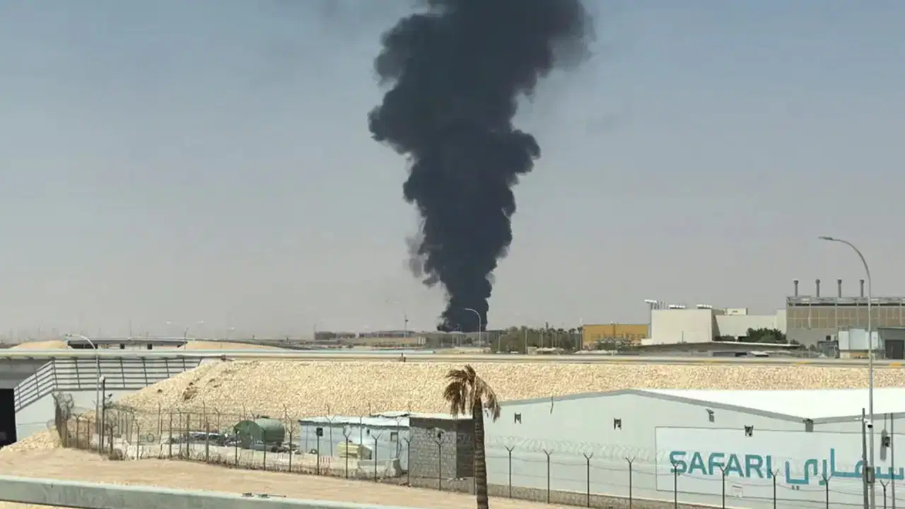 Riyad'da 'tehlike alarmı' verildi: 3 ayrı patlama sesi duyuldu