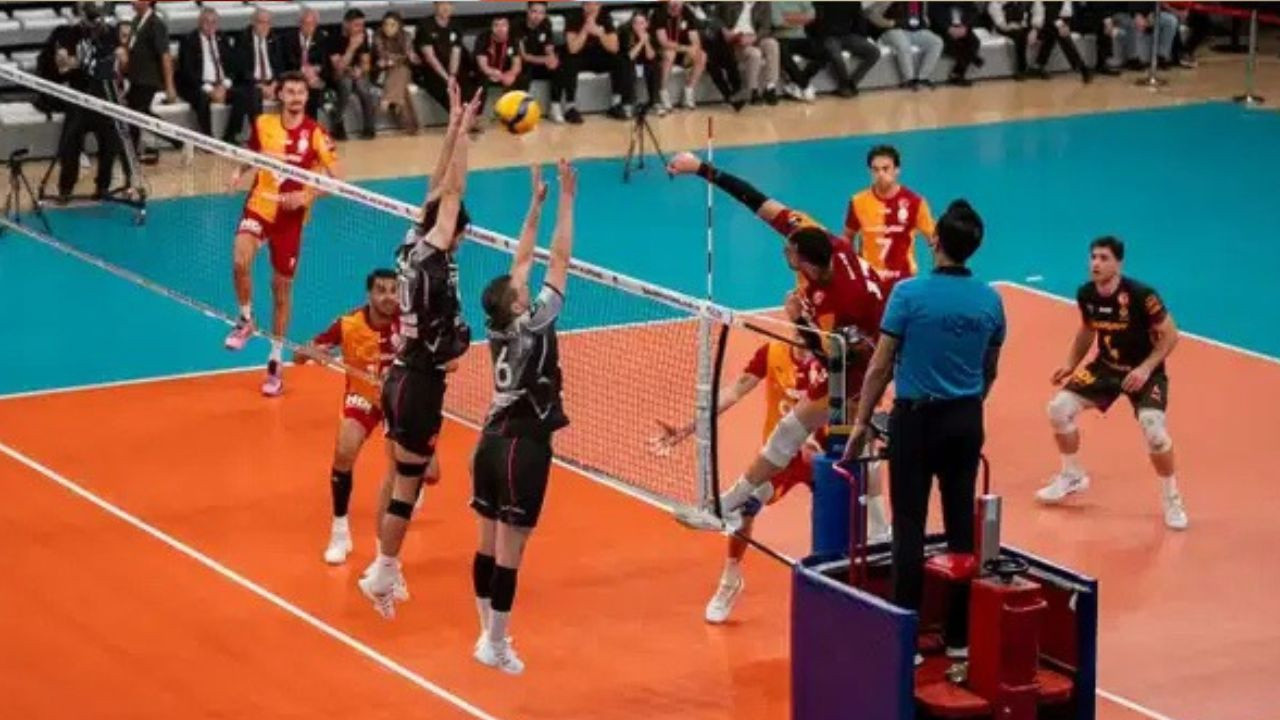 Galatasaray'dan önemli zafer: Şampiyonluk kupası sarı-kırmızılıların