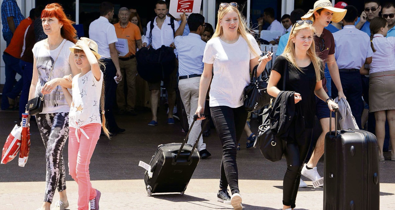 Avrupa’ya Rus turist yasağı çağrısı: Savaş bitene kadar vize vermeyin
