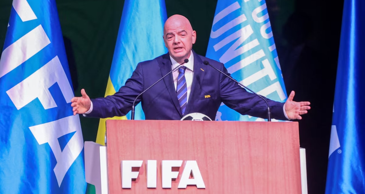 Infantino hakkında skandal iddia! Gizli maaşı ortaya çıktı