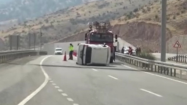 Batman'da mucize kurtuluş: Takla atan otomobilden burnu bile kanamadan çıktı