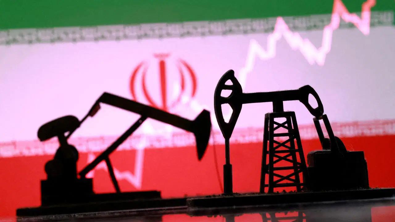 ABD yaptırımlarına rağmen İran'dan milyonlarca tonluk petrol ihracatı