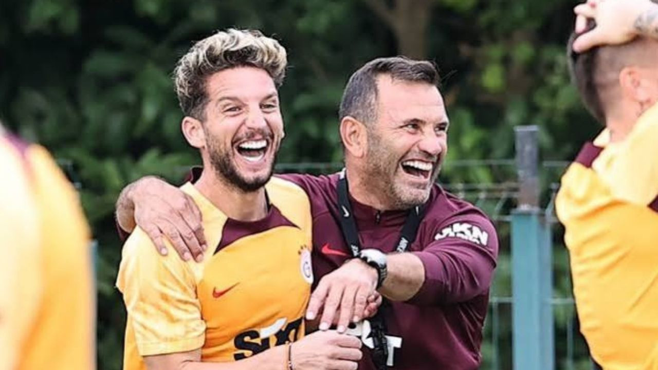 Galatasaray'da Dries Mertens geri dönüyor