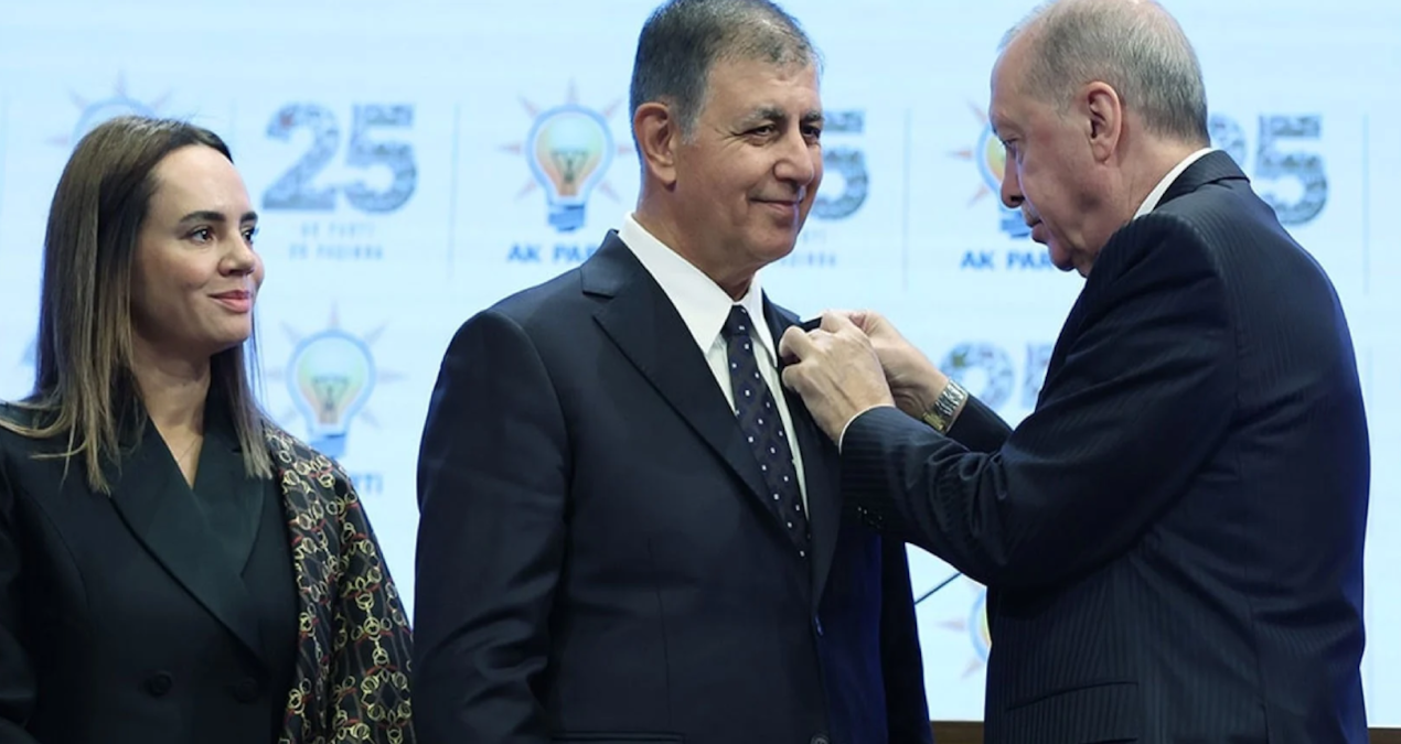 AKP'li Cemil Tugay 'Eşim beni boşar' sözlerine 'açıklık' getirdi