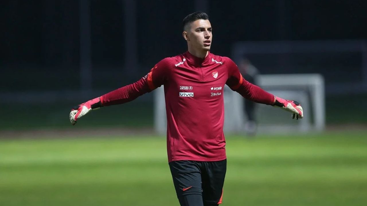Montella sonrası milli takımda Berke Özer iddiası