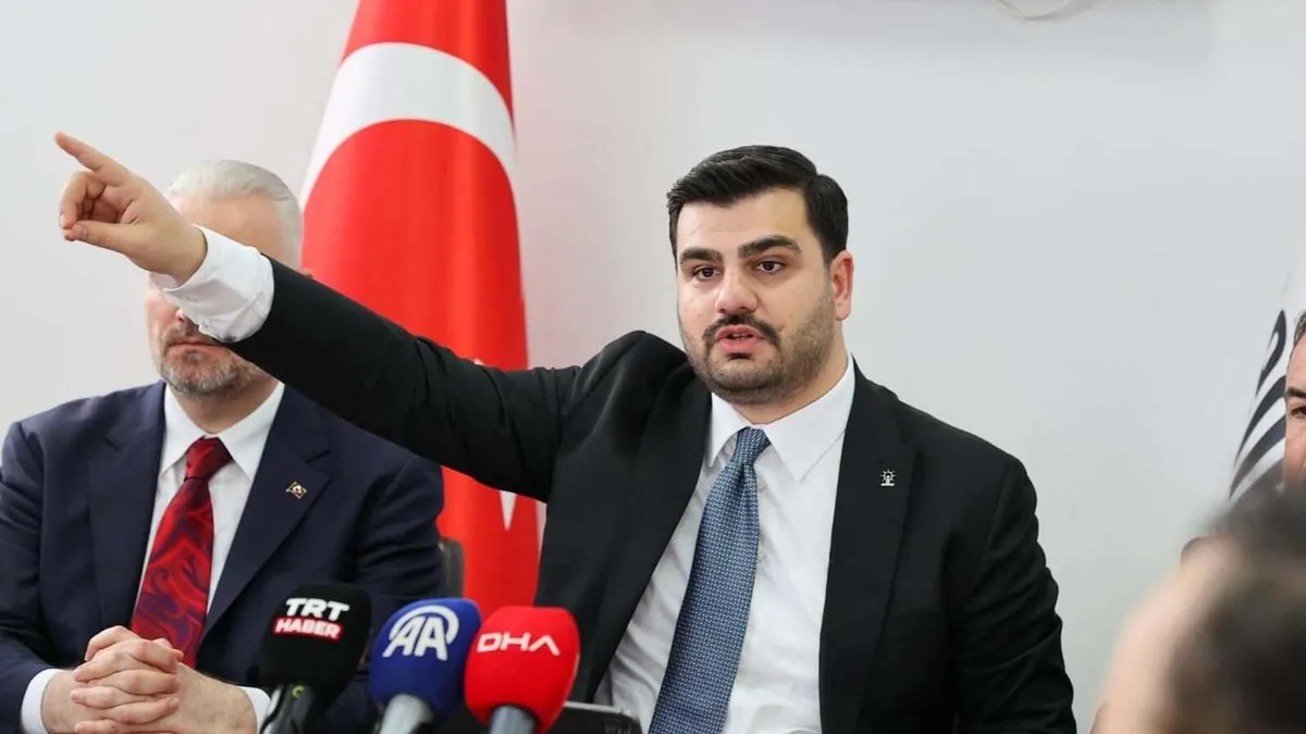 AK Parti Genel Sekreteri Eyüp Kadir İnan duyurdu: 3 isme tazminat davası
