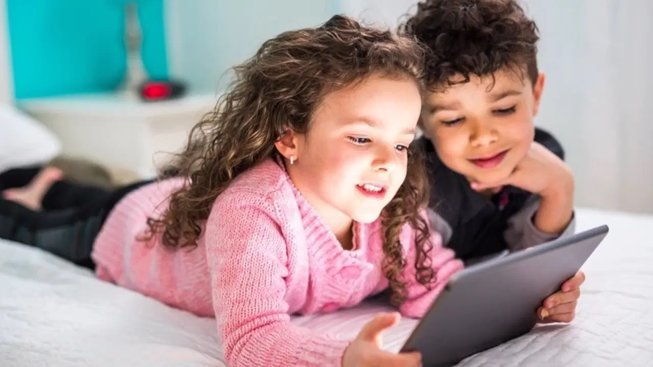 Bakan Göktaş duyurdu... Çocuklara yönelik sosyal medya düzenlemesinde ayrıntılar belli gerçekleşti