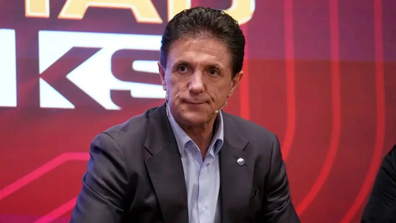 Popescu'dan Galatasaray - Barcelona maçı sözleri: 'İzleyicilere muhteşem bir gösteri sunacaklar'