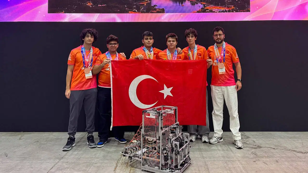 Türkiye Robotik Milli Takımı Güney Kore'de dünya üçüncüsü gerçekleşti