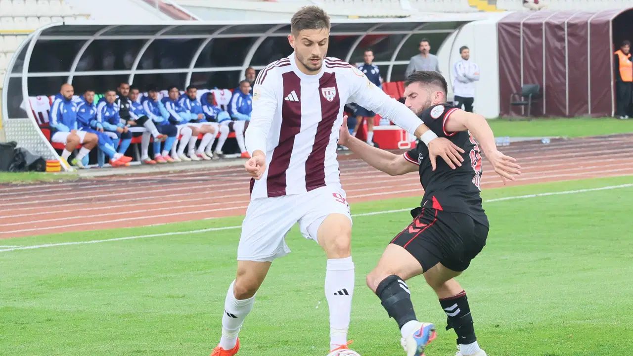 Bandırmaspor, Sivasspor karşısında 1 puanı son dakikalarda kaptı