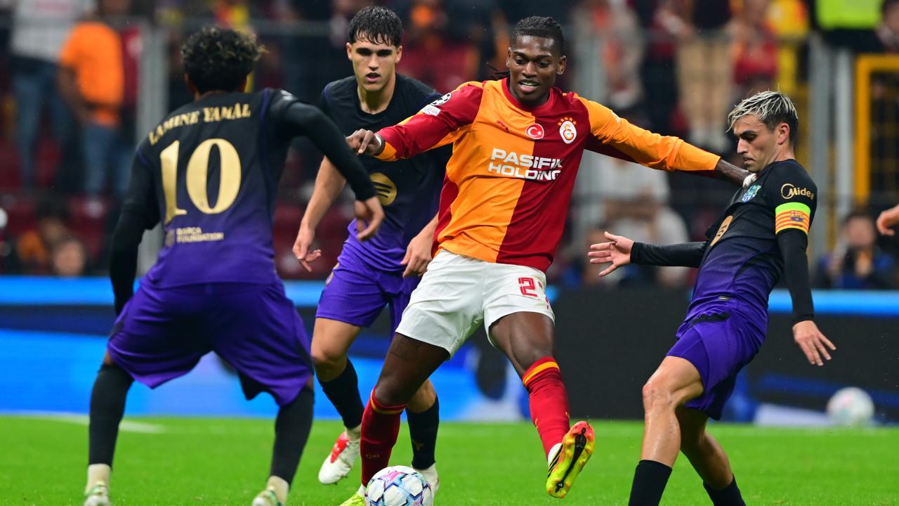 Galatasaray, Barcelona'ya mağlup gerçekleşti