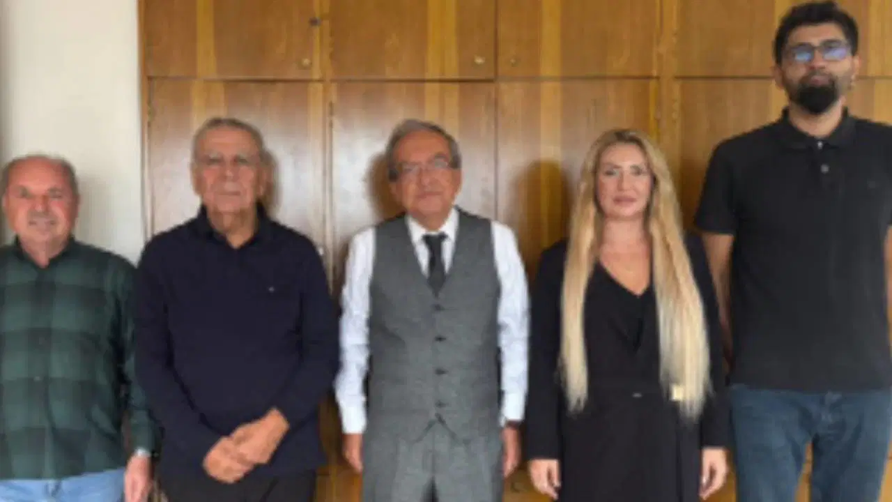 Aziz Kocaoğlu: 'İzmirliler hizmet için duruşundan vazgeçmez'