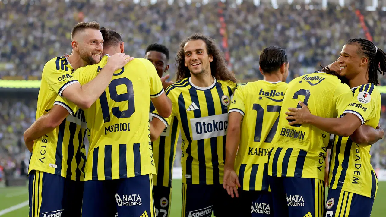 Aston Villa - Fenerbahçe maçı ne zaman, saat kaçta, hangi kanalda? Şifresiz mi?