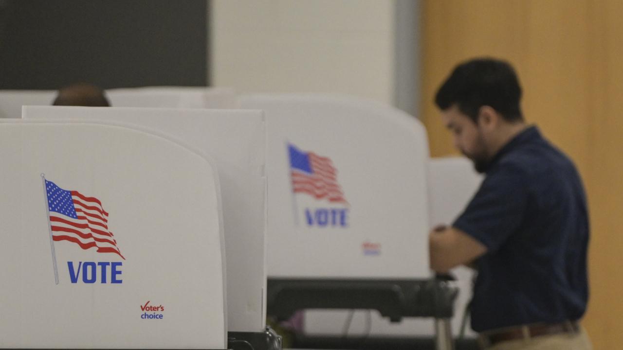 ABD'de Demokratlar ara seçimleri kazanmaları halinde Trump yönetimini soruşturmayı planlıyor