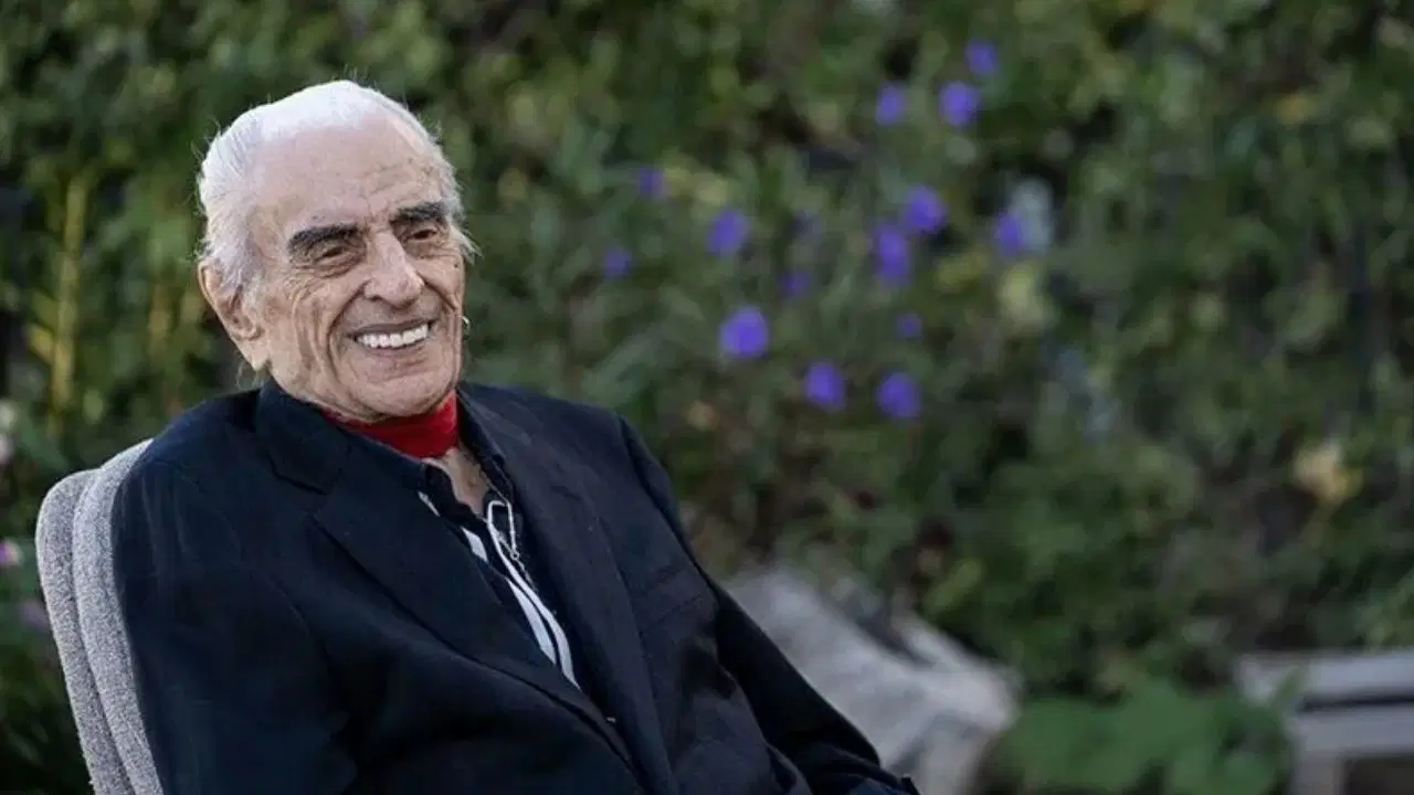Alpay kimdir, kaç yaşında? Şarkıcı Alpay öldü mü?
