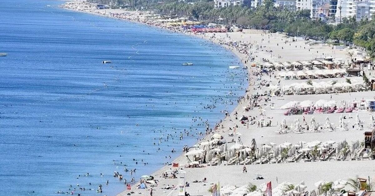 Antalya 14 milyon yabancı turist ağırladı
