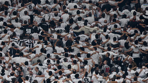 Trabzonspor-Beşiktaş derbisi öncesi tarihi karar! 6 yıllık yasak kalktı