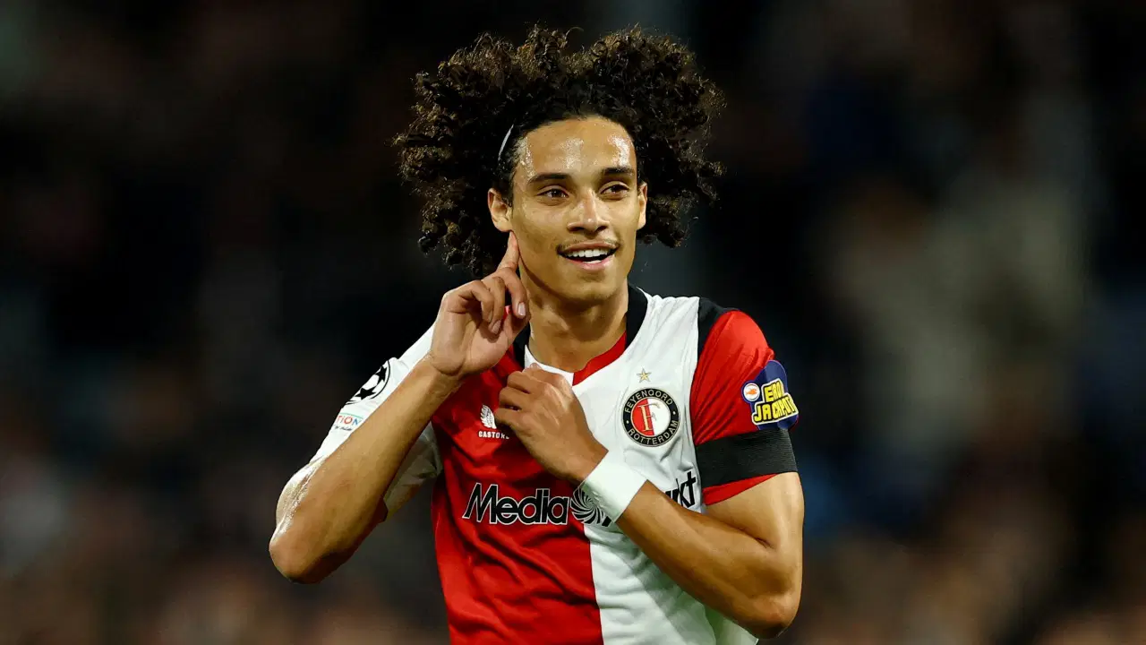 Feyenoord'un Como'ya Transfer Planı Çöktü: Oyuncuya Geçiş Mümkün Değil