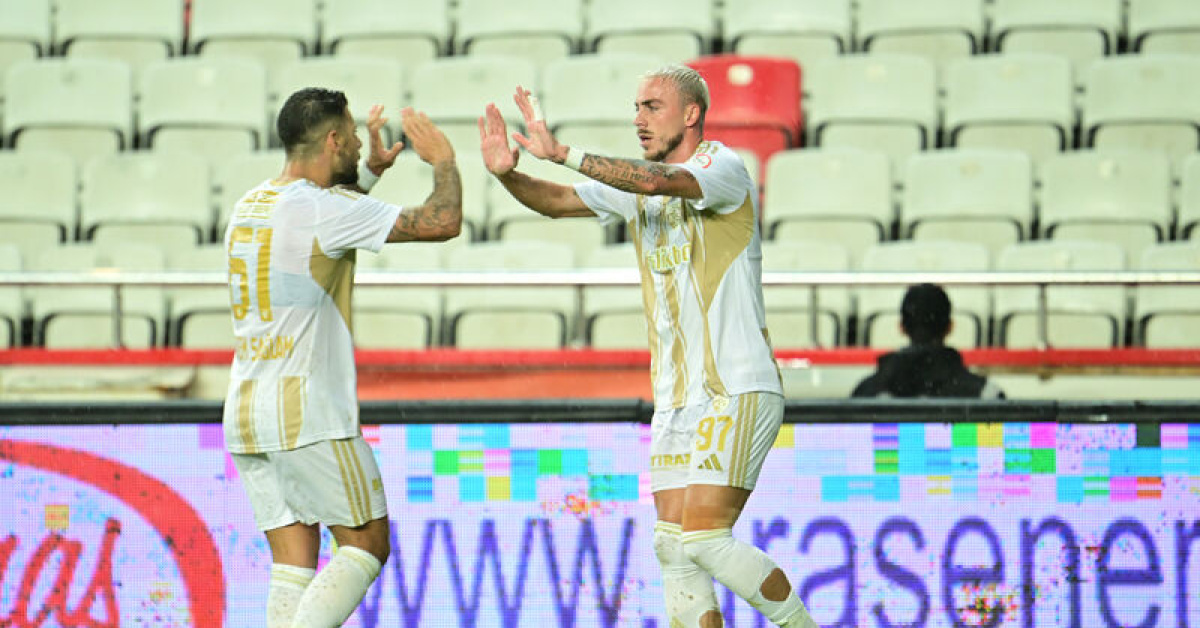 Kayserispor doludizgin ilerliyor!