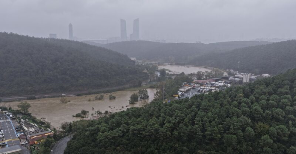 Sabahın ilk ışıklarıyla İstanbul’da ortaya çıkan yıkımın çarpıcı görüntüleri