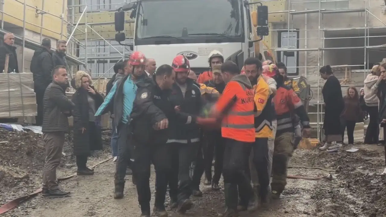İstanbul Beykoz'da sel suyunu tahliye eden işçi kuyuya düşerek yaşamını yitirdi
