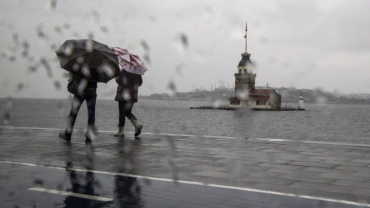İstanbul'daki bazı üniversitelerde eğitime yarın da ara verildi
