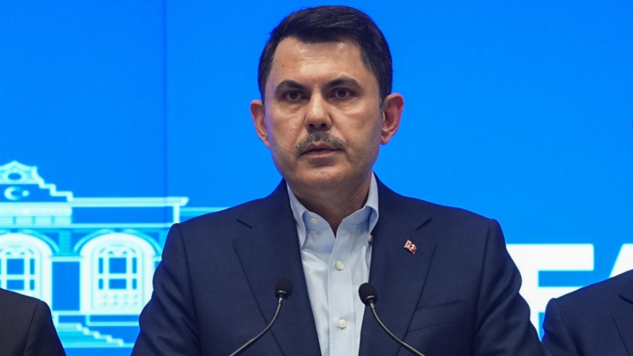Bakan Kurum: Ayazağa'da 300 iş yeri, 200 araç hasar tespiti gerçekleştirildi