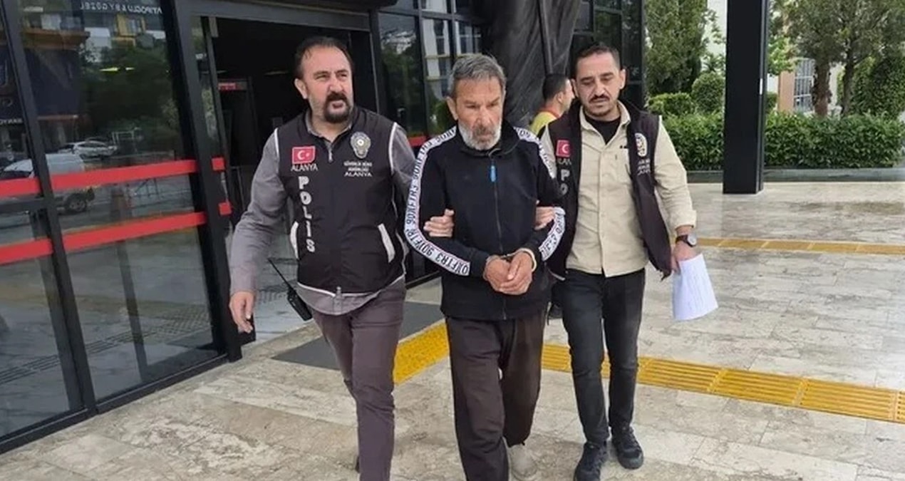 Cezaevine girmek için Erdoğan’a hakaret etti
