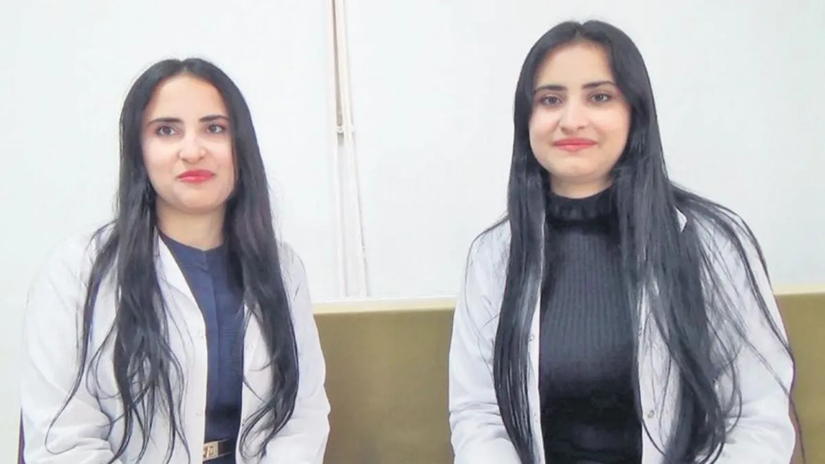 İkizler okulda da ayrılmadı