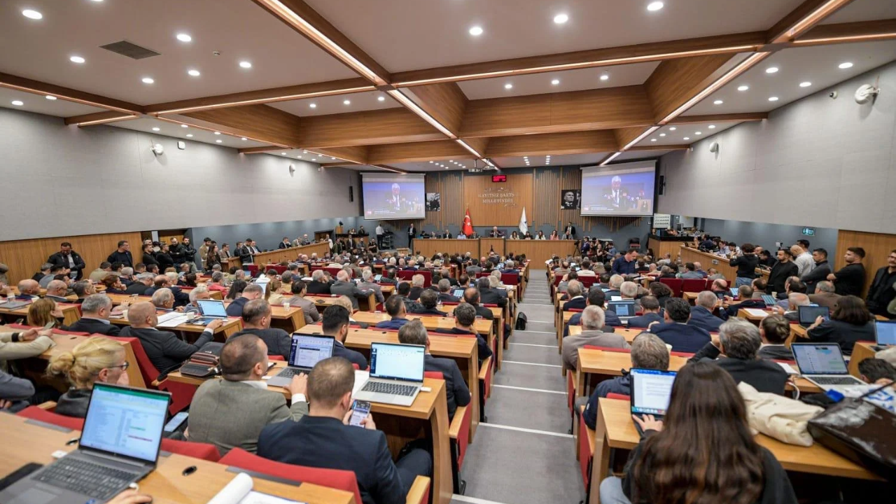 İzmir Büyükşehir'de Yeni Dönem: Başkan Vekilleri YENİ Parti'den