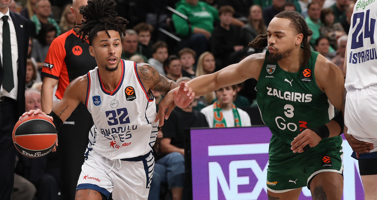Anadolu Efes, Litvanya'da farklı kazandı