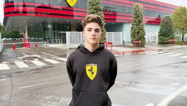 Ferrari’nin ilk Türk pilotu… Sürücü akademisine seçildi